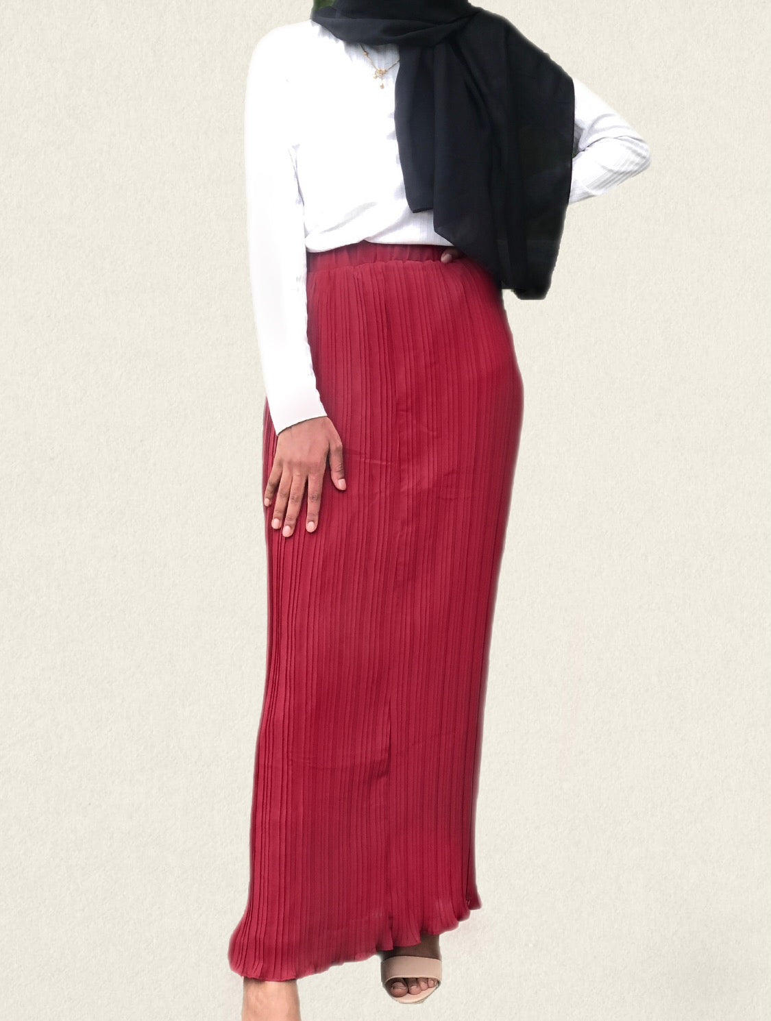 Red Pleated skirt